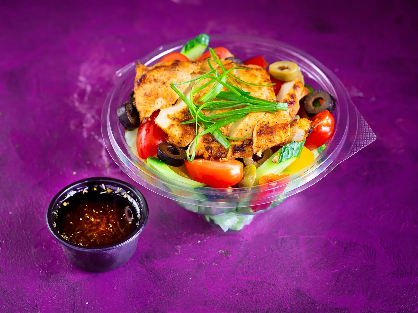 Greek Salad With Grilled Chicken