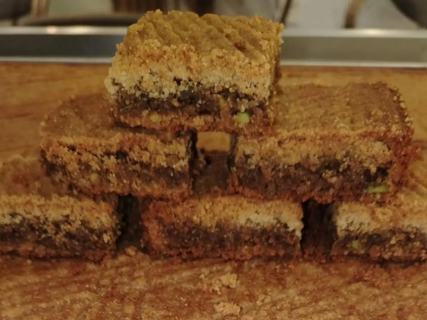 معمول بالفستق الحلبى