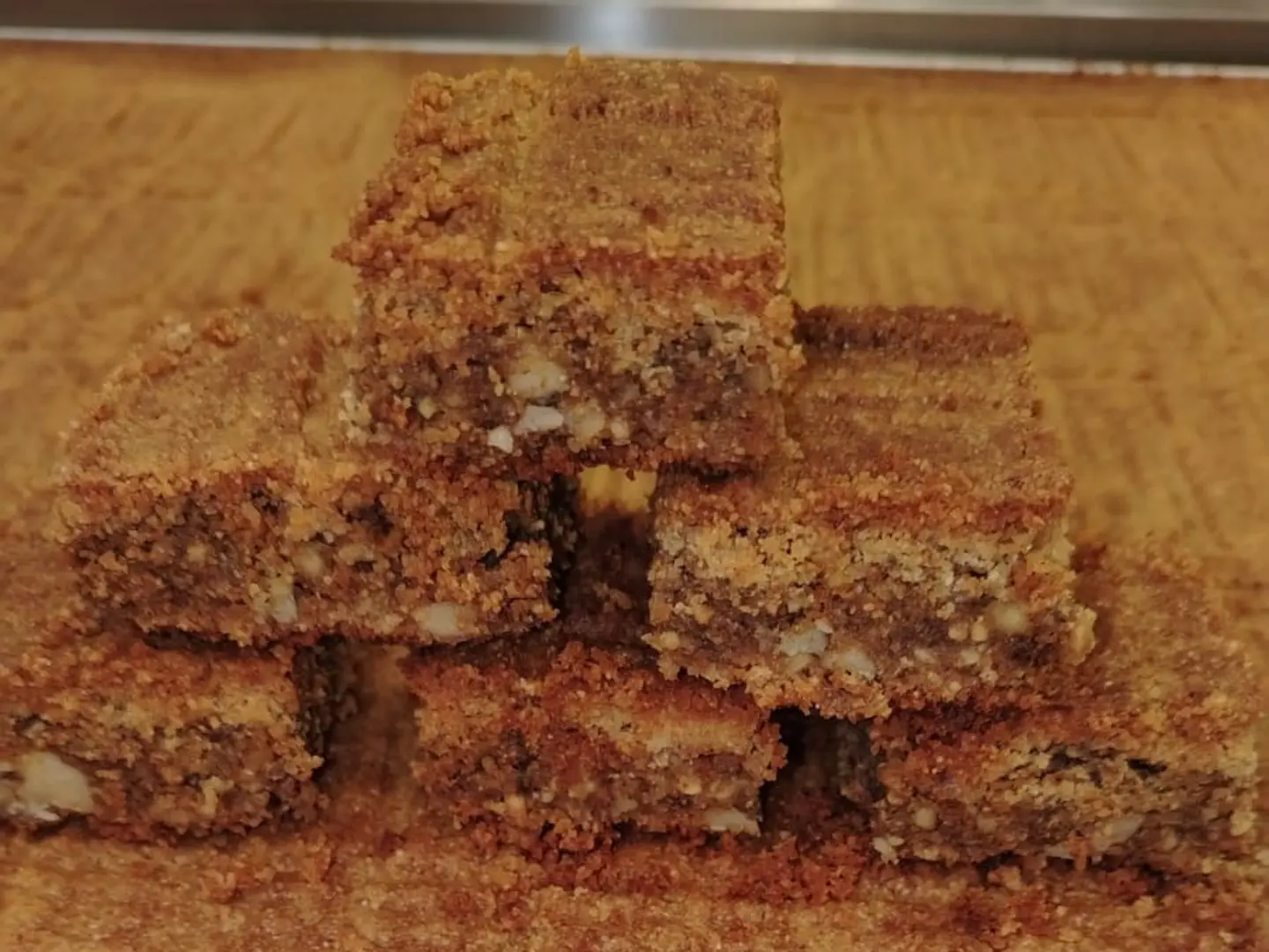 معمول بالجوز الفاخر