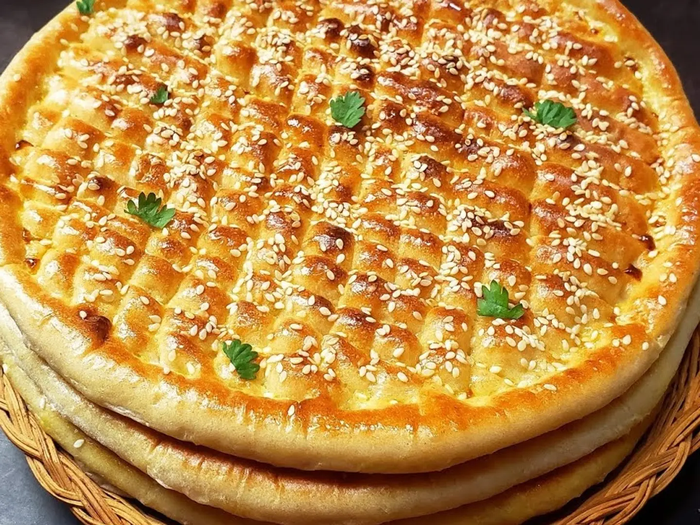 Roghni Naan