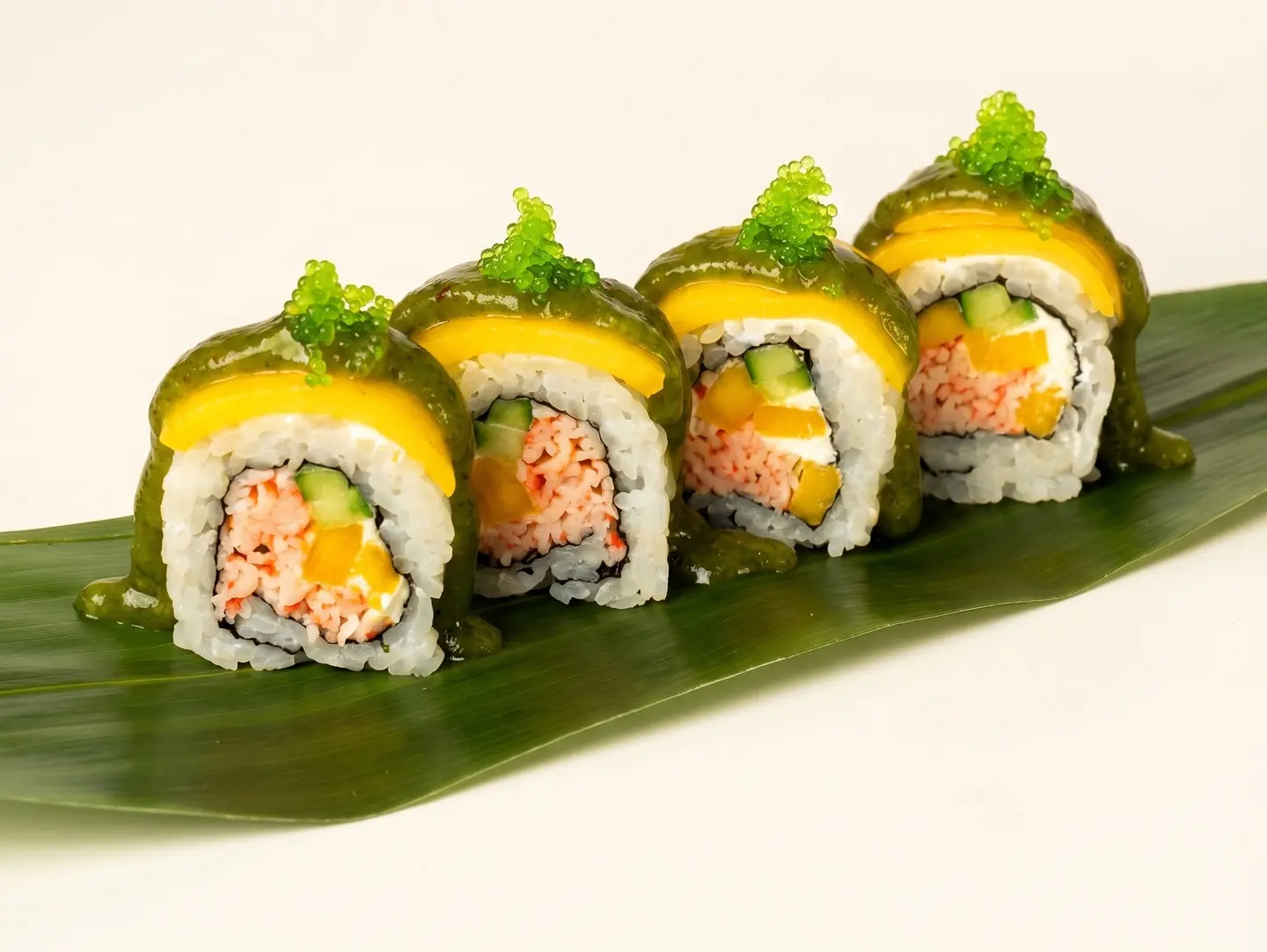 Tropical Roll   4 Pcs
