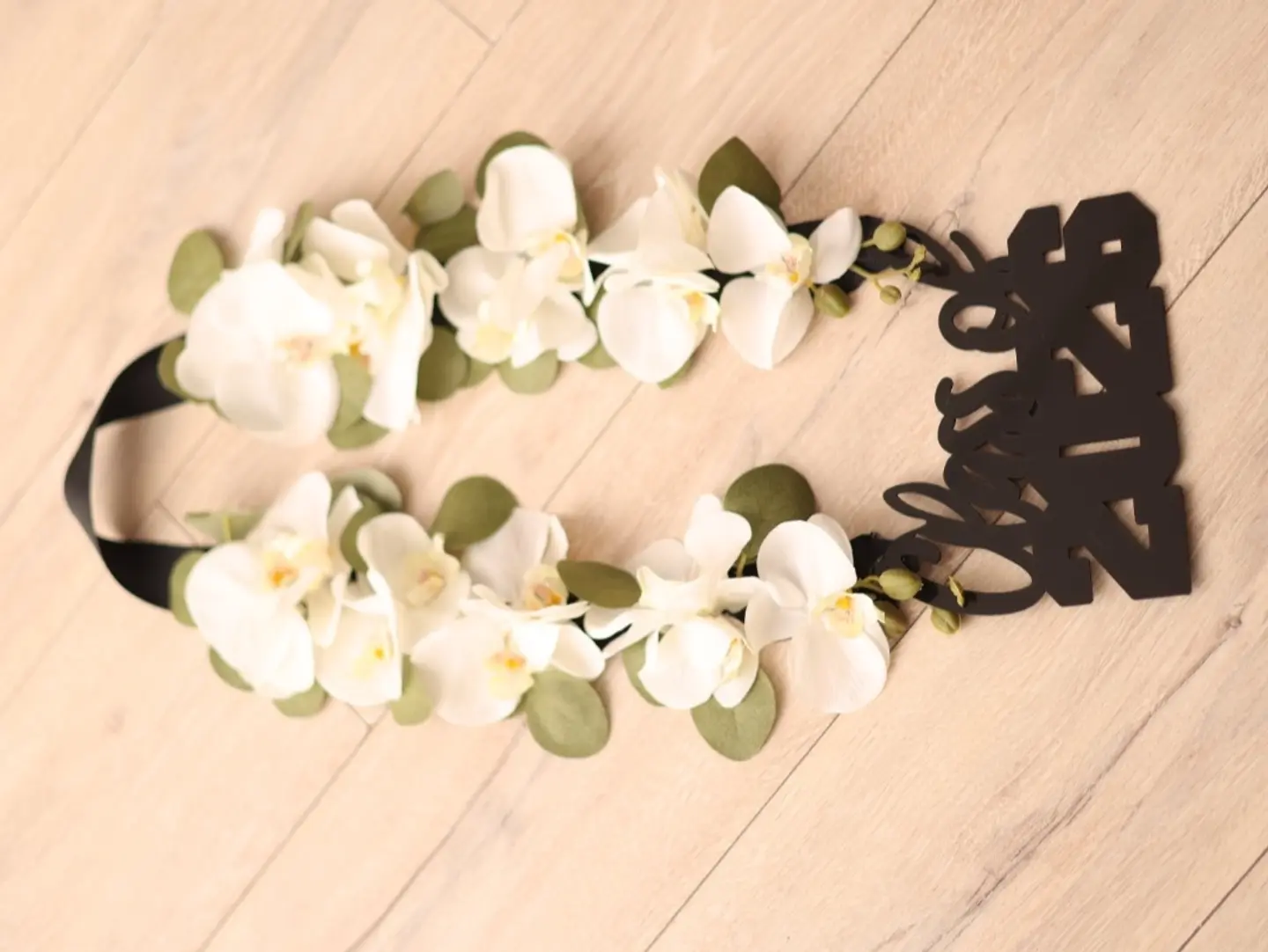 Artificial Flowers Necklace ( White)