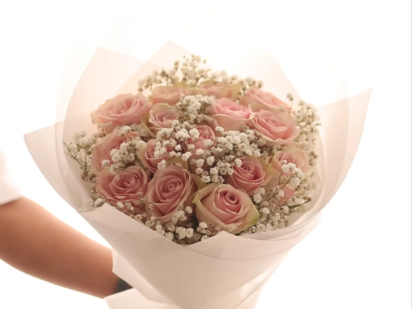 White And Pink Rose Bouquet