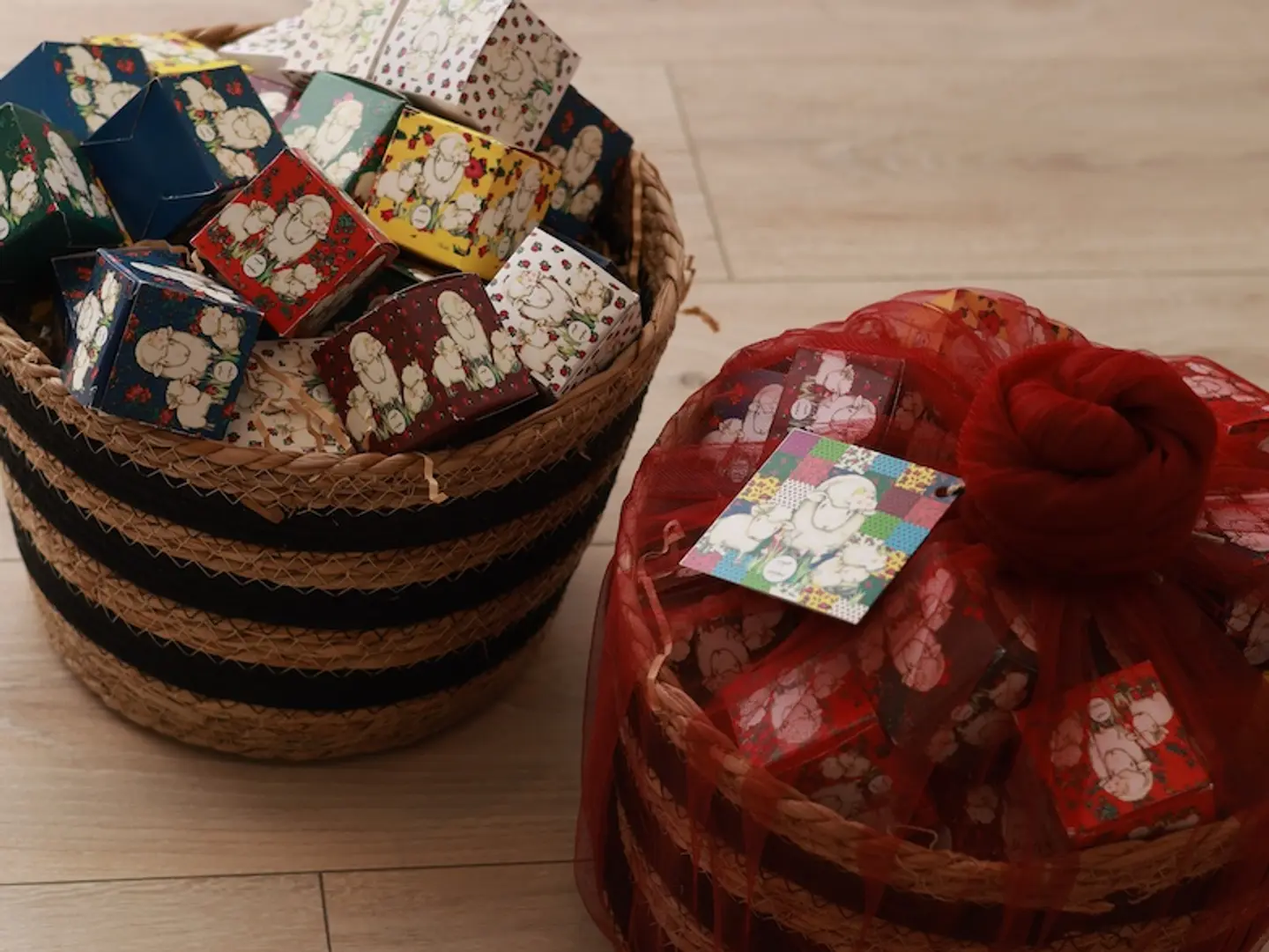 Eid Dates Basket