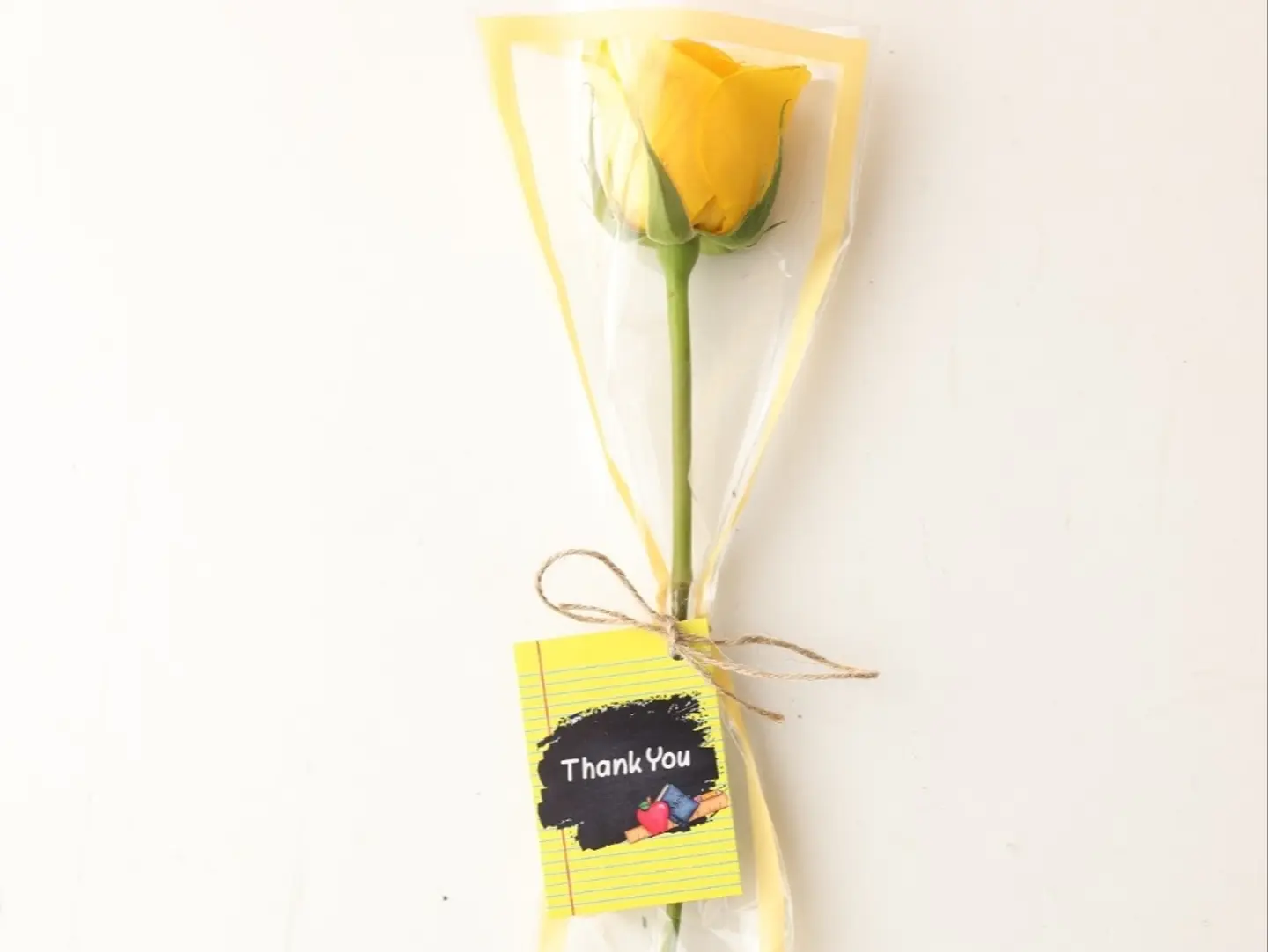 Teacher Flowers Yellow En