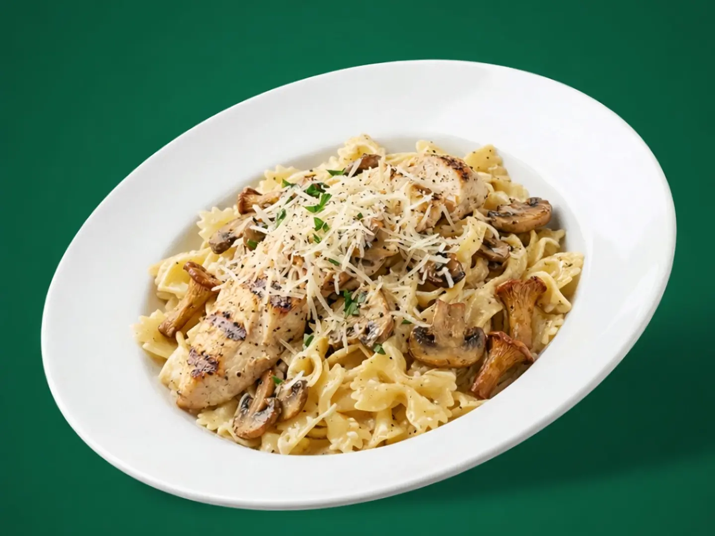 باستا بولو دجاج و مشروم