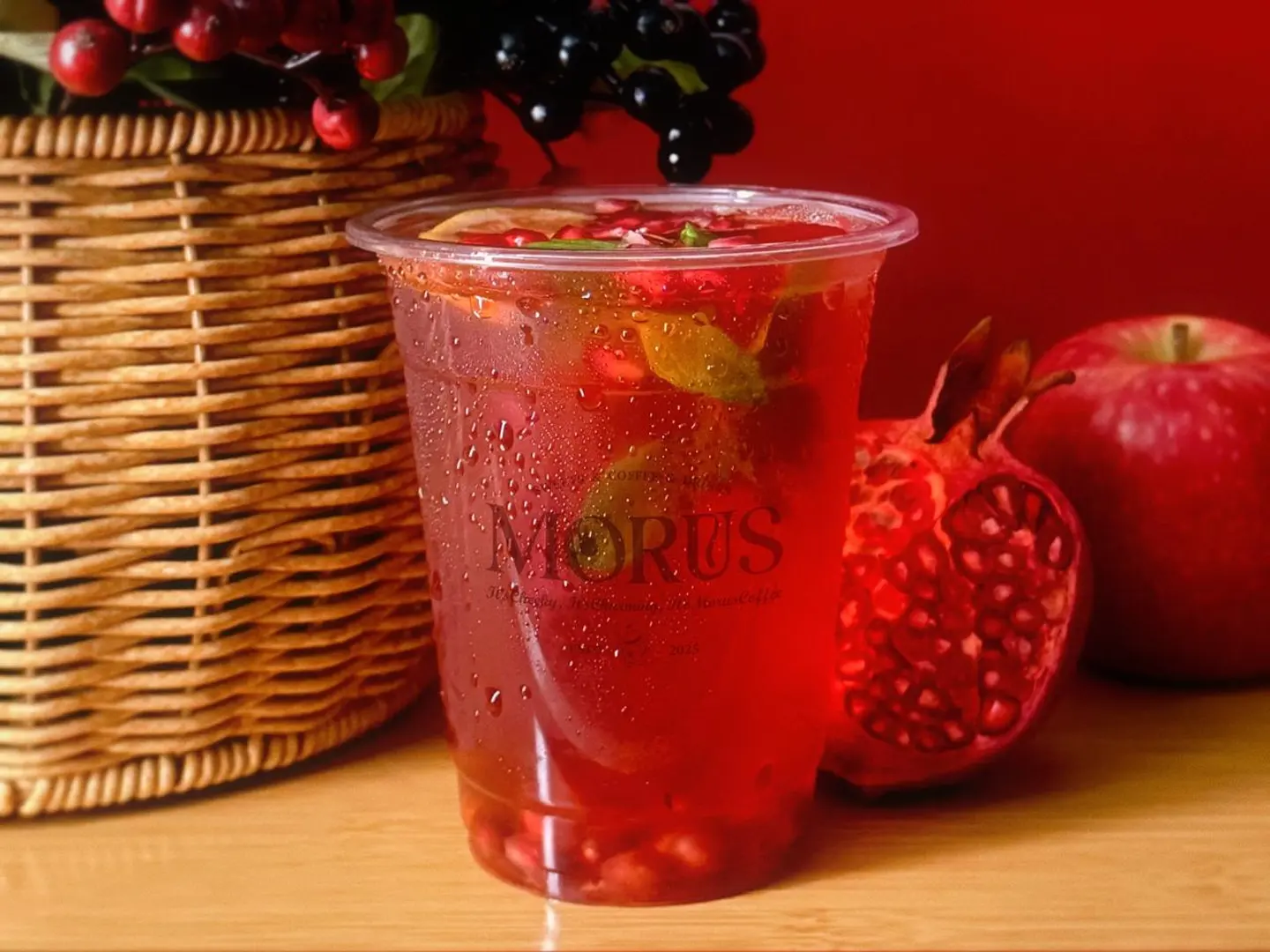 Romanticcho With Apple And Pomegranate Flavor