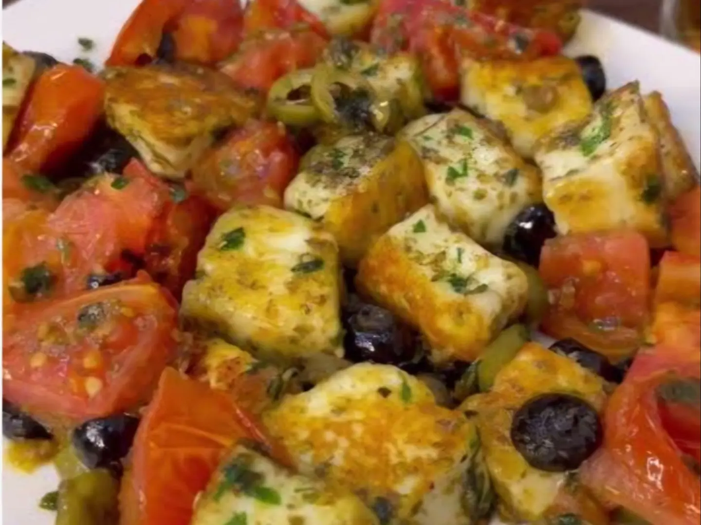 صحن حمسة حلوم