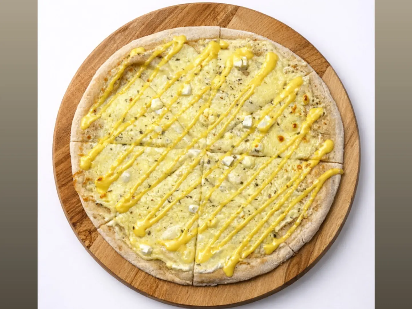 بيتزا الأجبان