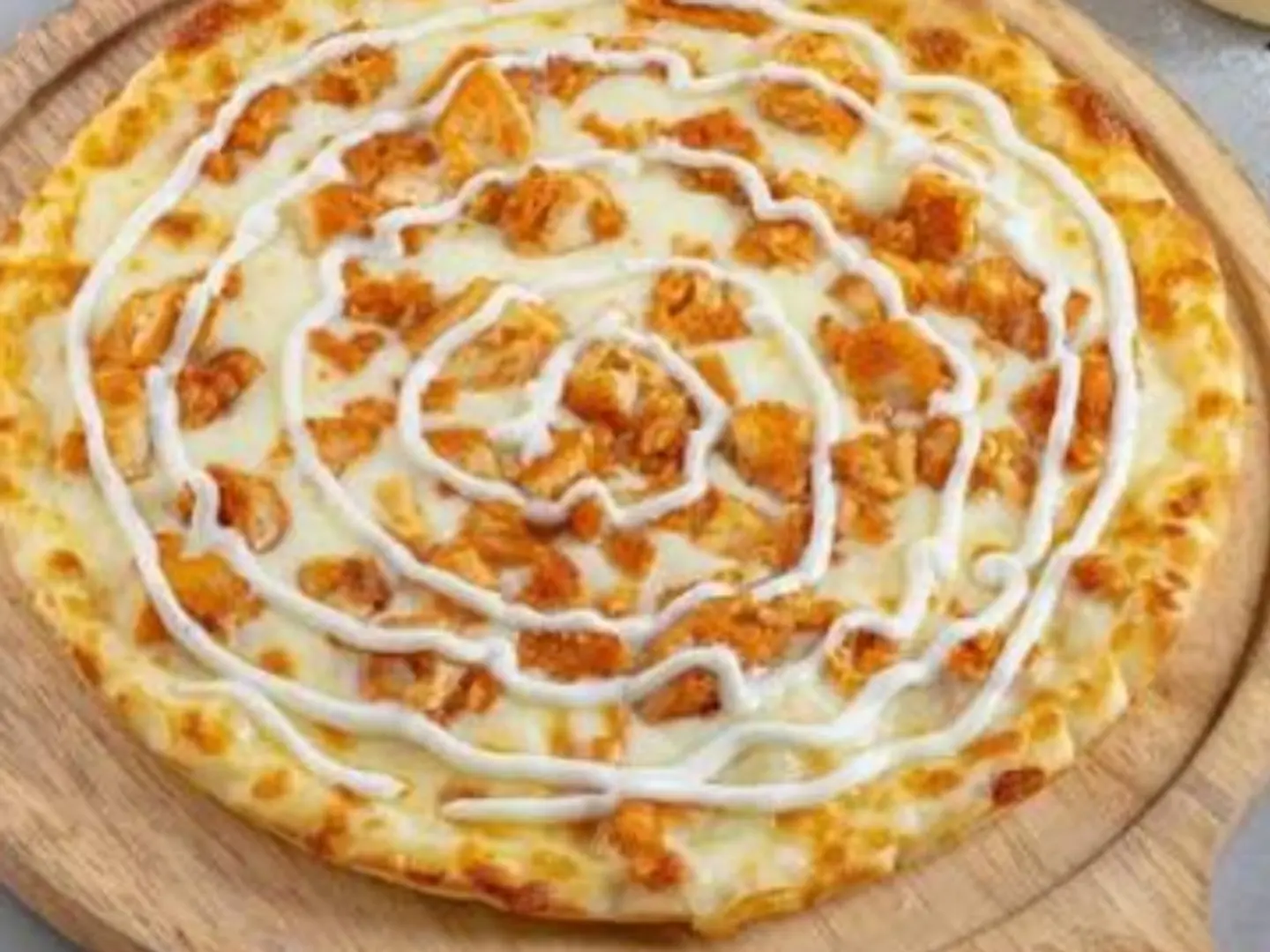 بيتزا دجاج رانش صغير