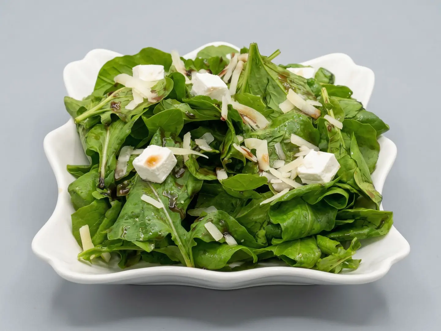 سلطة الجرجير