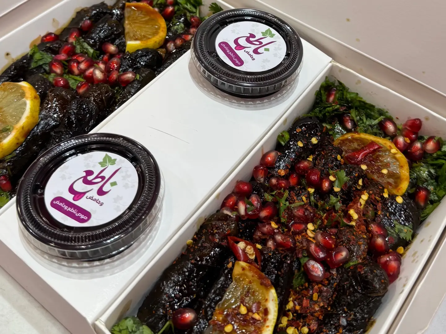 Medium Grape Leaves, Spicy, Regular