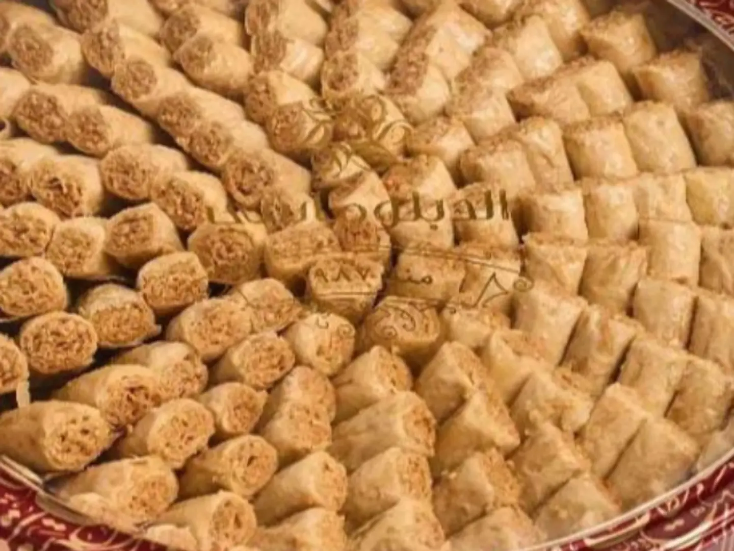 دبلوماسي بقلاوة اصابع كاجو صغير