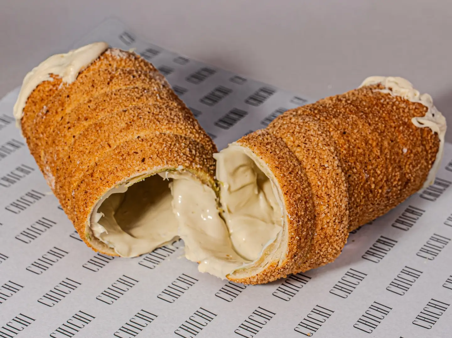 Kinder Bueno Chimney Cake