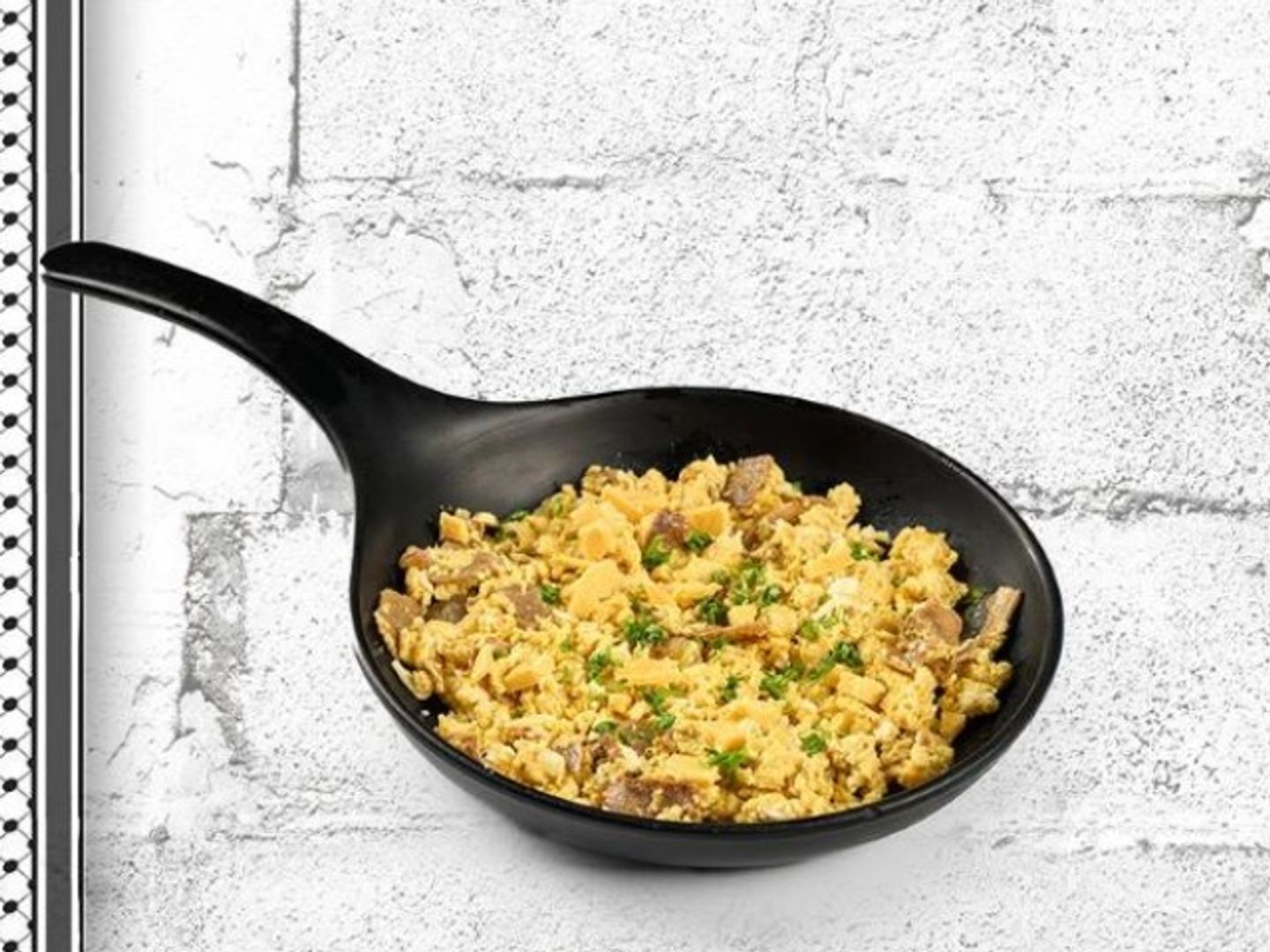 Egg With Pastirma Galayah