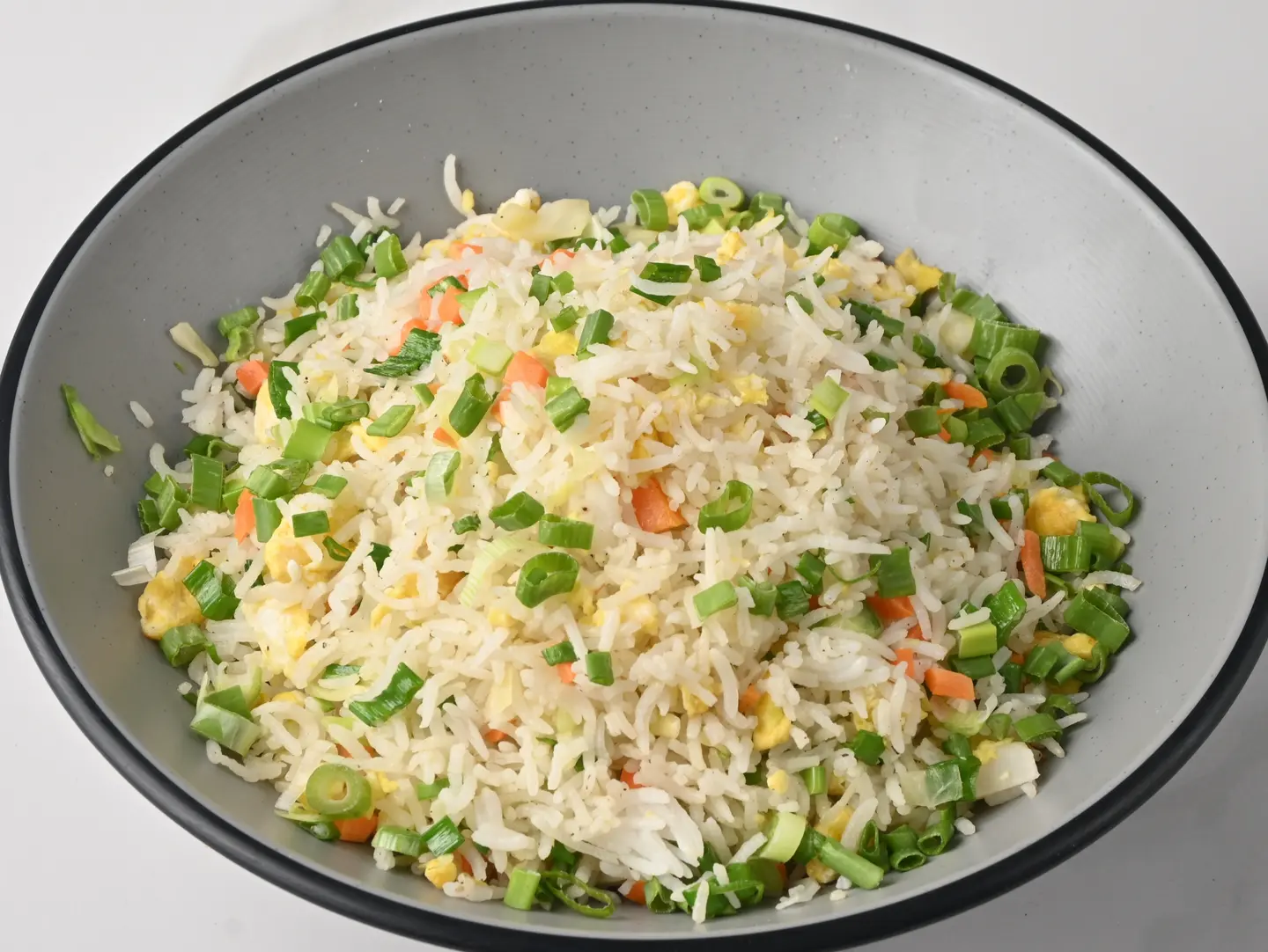 أرز بالبيض المقلي