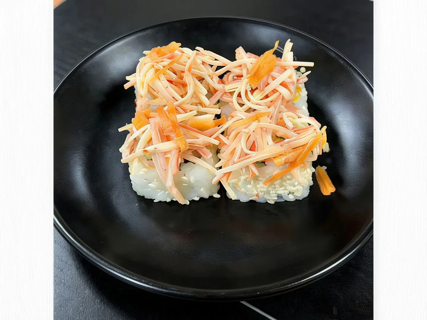 رول الكراب ستيك مع الفجل