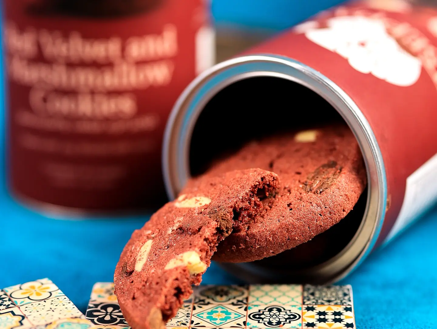 Red Velvet Cookies (14 Pieces)