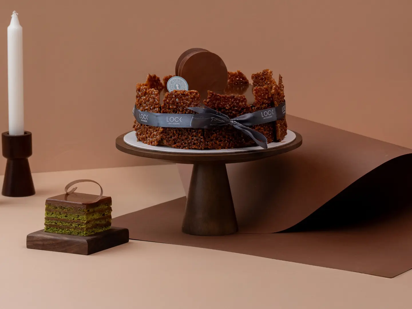 Pistachio Nutella Cake 12 Person