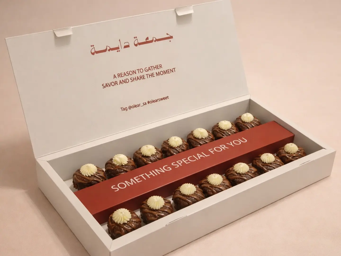 Mini Date Cake Box