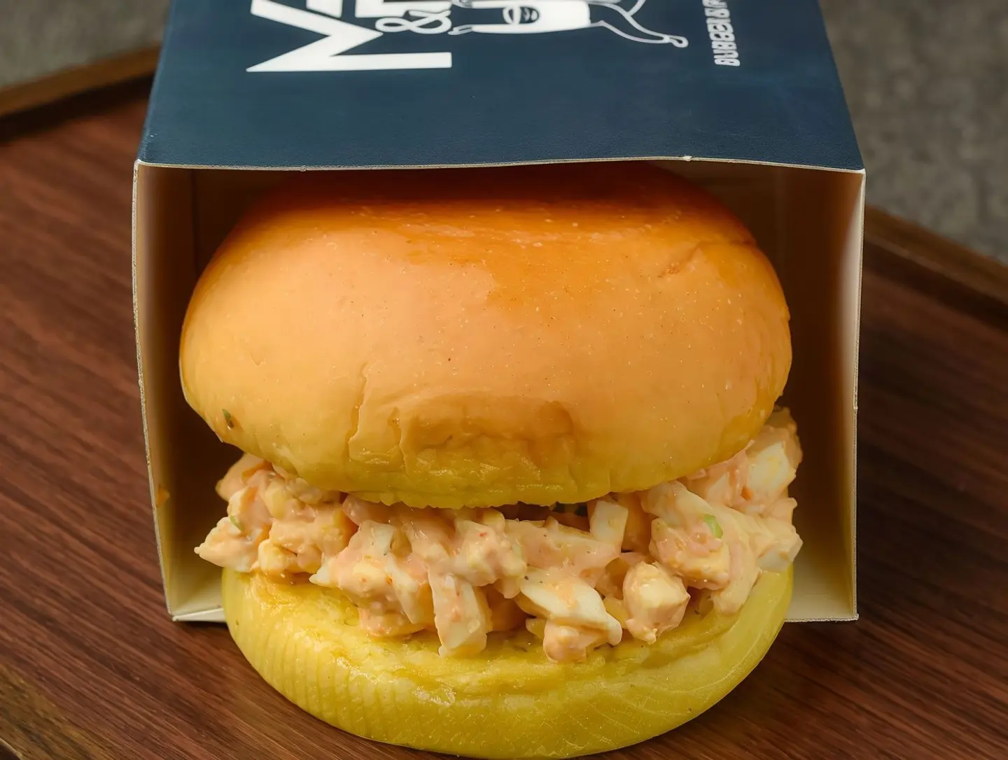 بيض بالمايونيز الحار