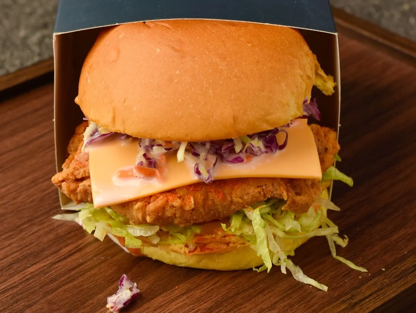 دجاج إم آند إتش المميز