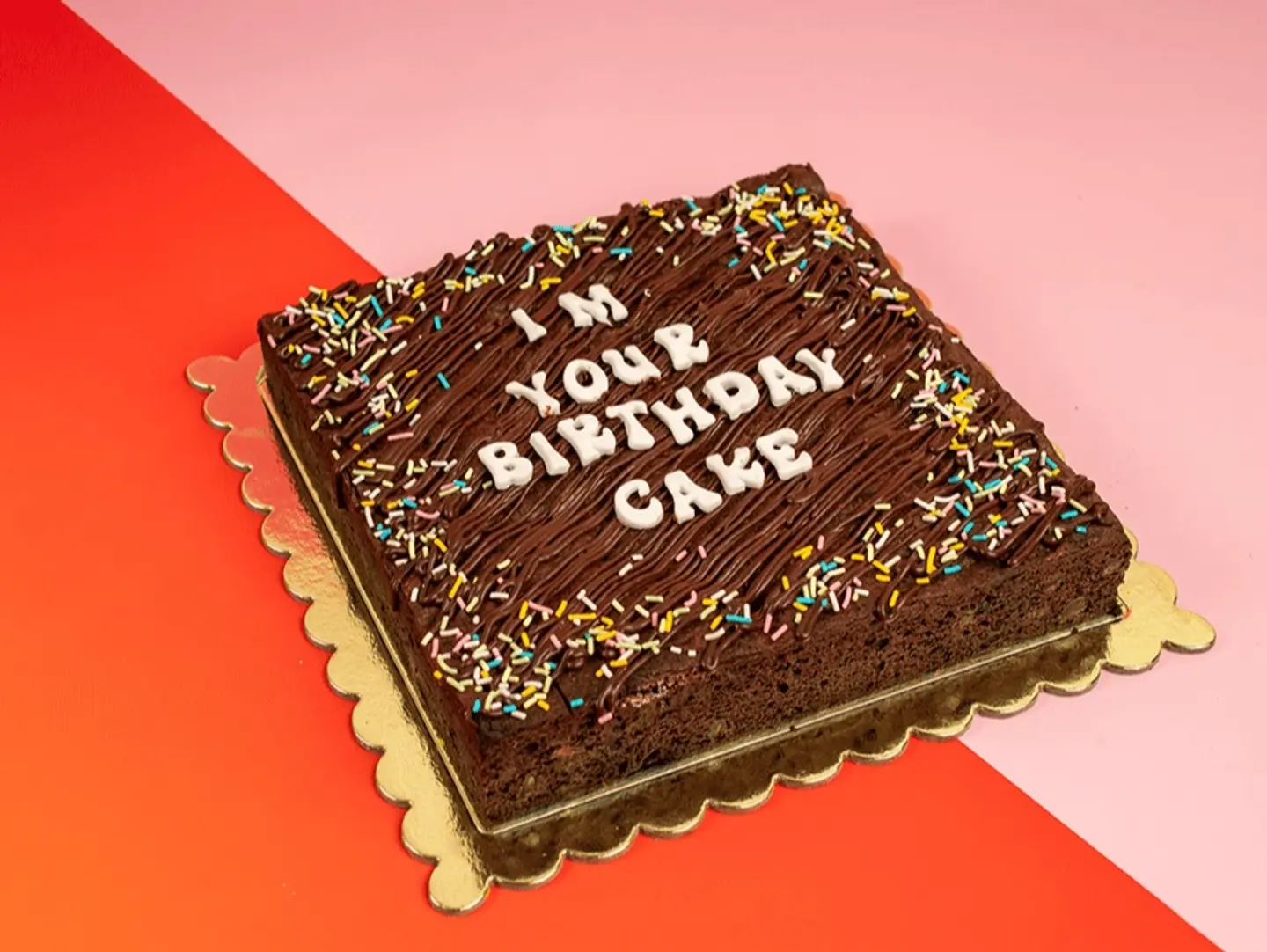 قالب كيكي ويكى براوني عيد الميلاد