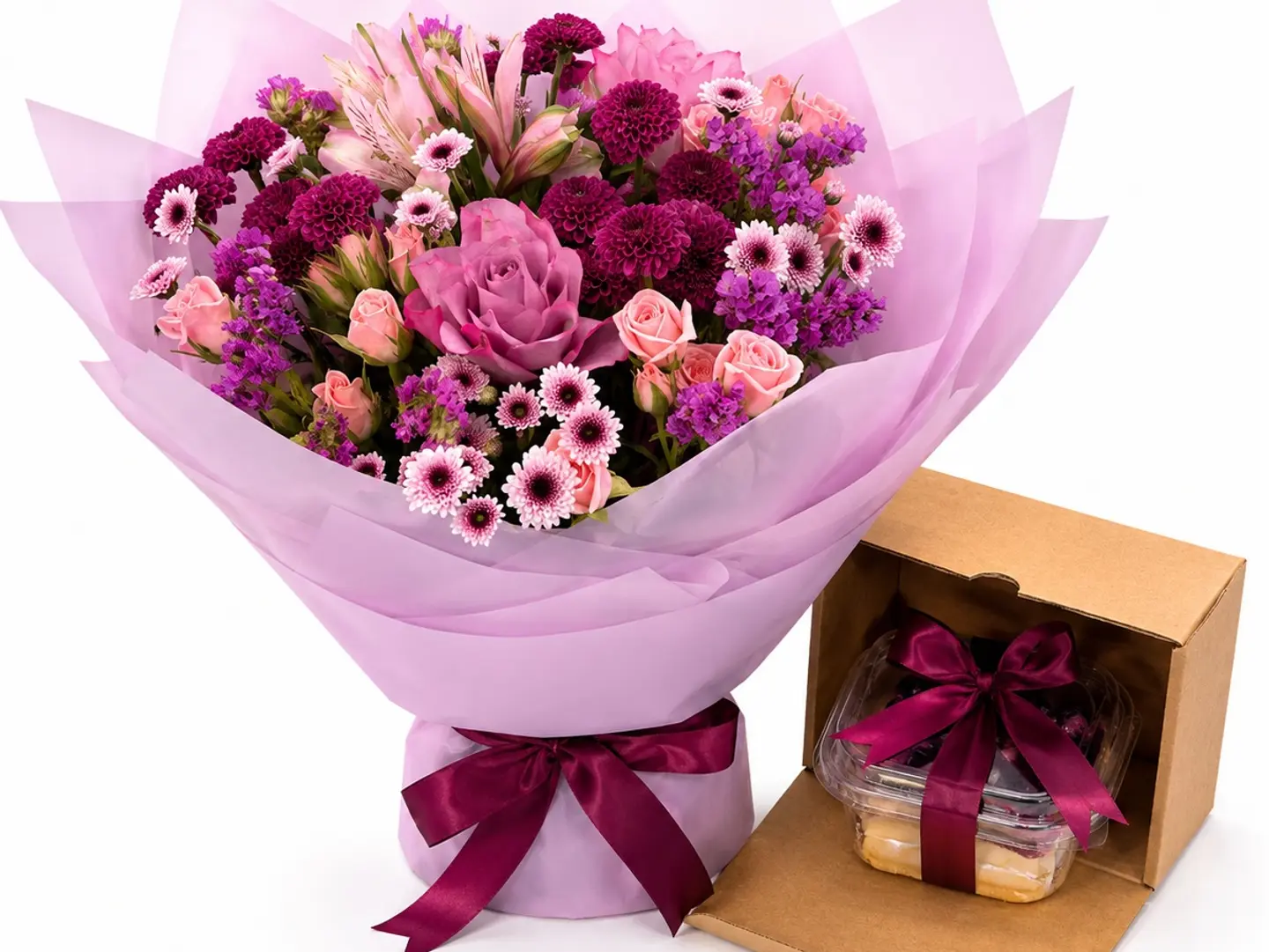 A Bouquet Of Roses With Blueberry Cheesecake