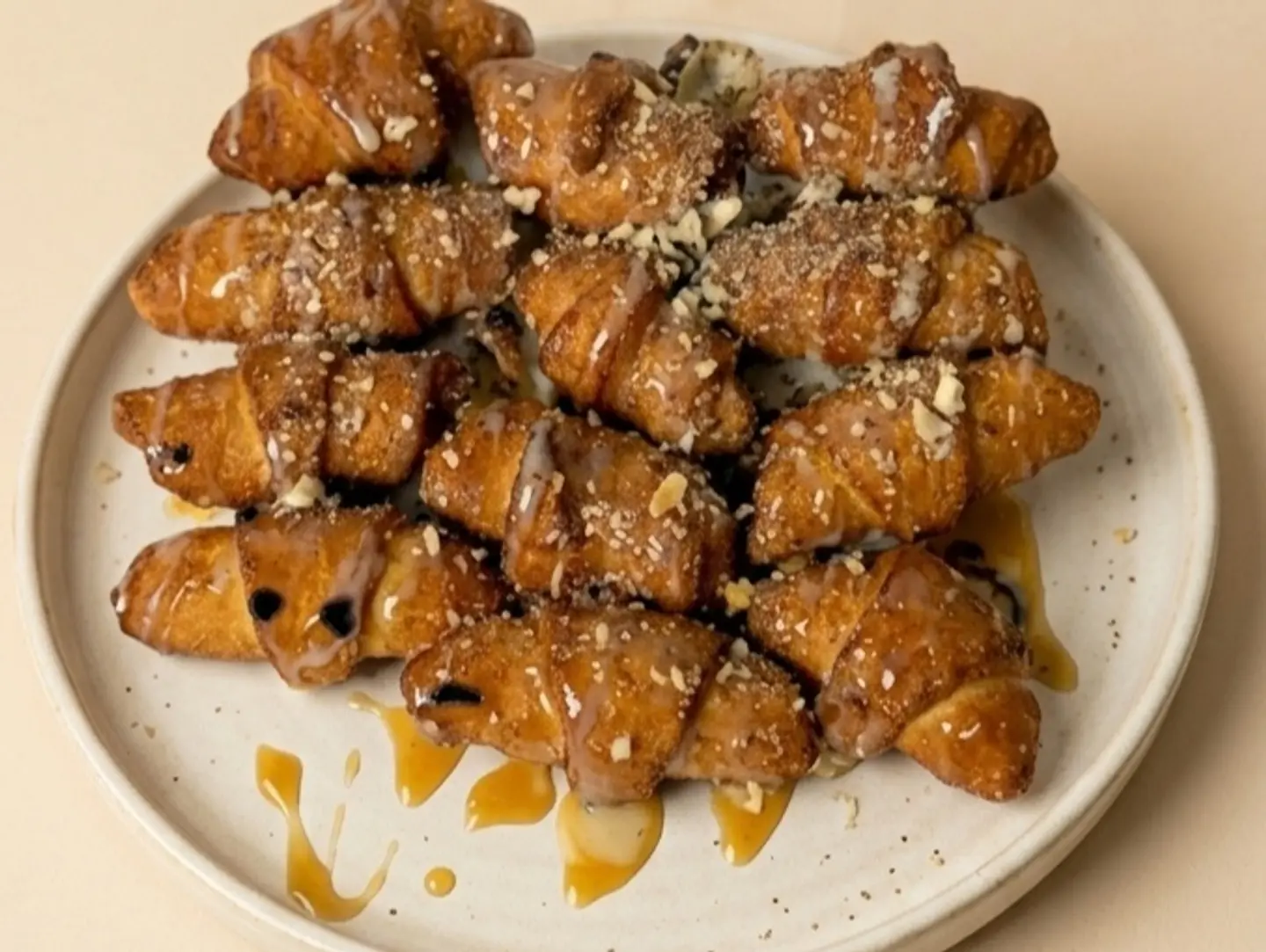 Semolina Croissant With Pecan - Large
