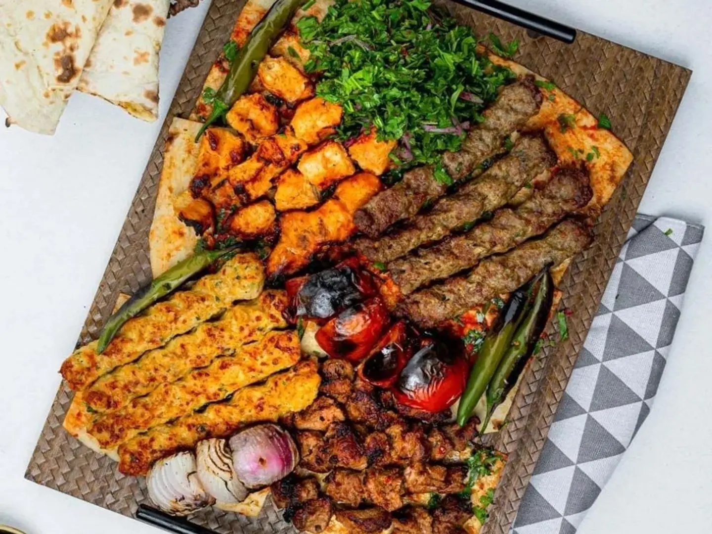 مشكل مشاوي 16سيخ