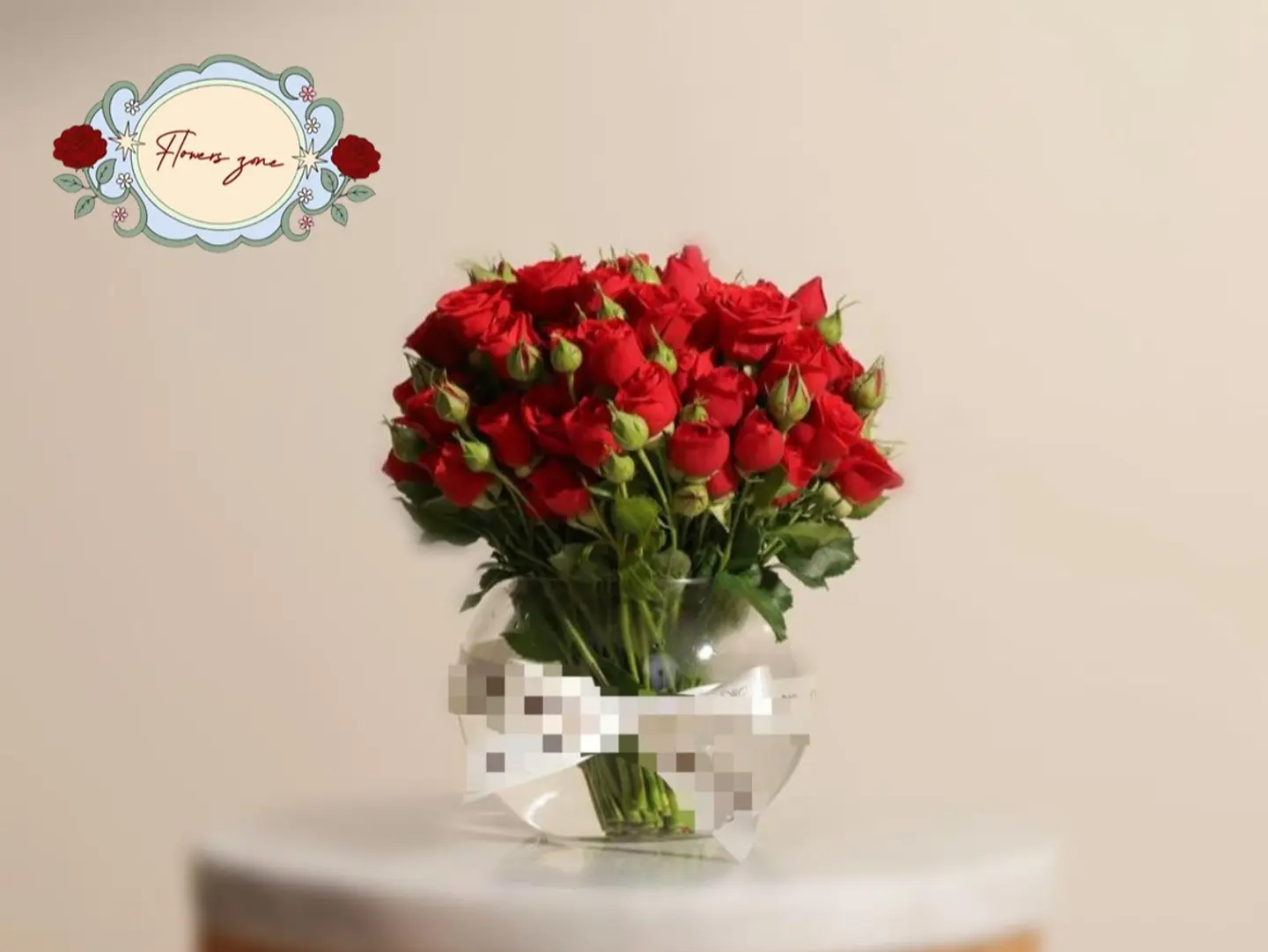 18 Red Baby Roses In A Clear Vase
