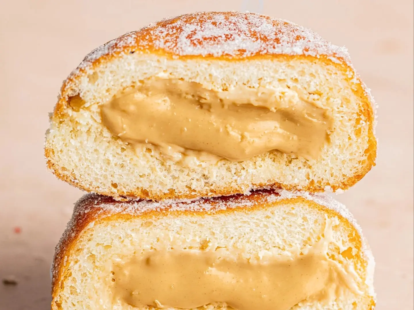 دونات كيندر المحشوة