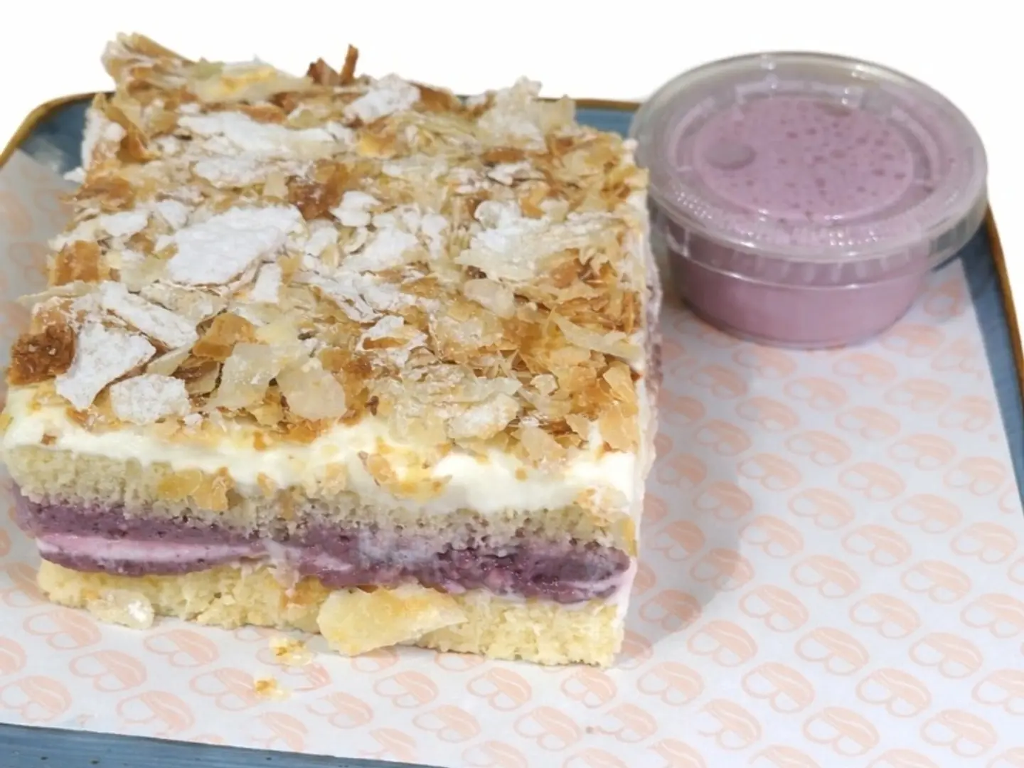 Berry Cake (Cool And Summery)