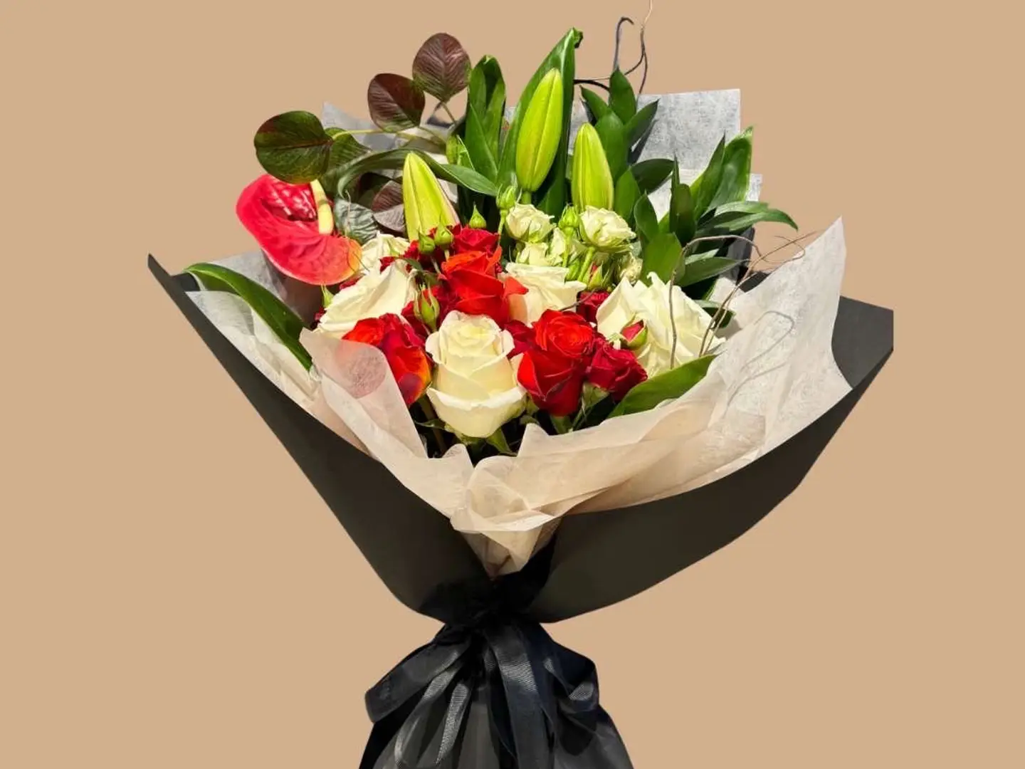 باقة كلاسيك ميكس (أبيض وأحمر)