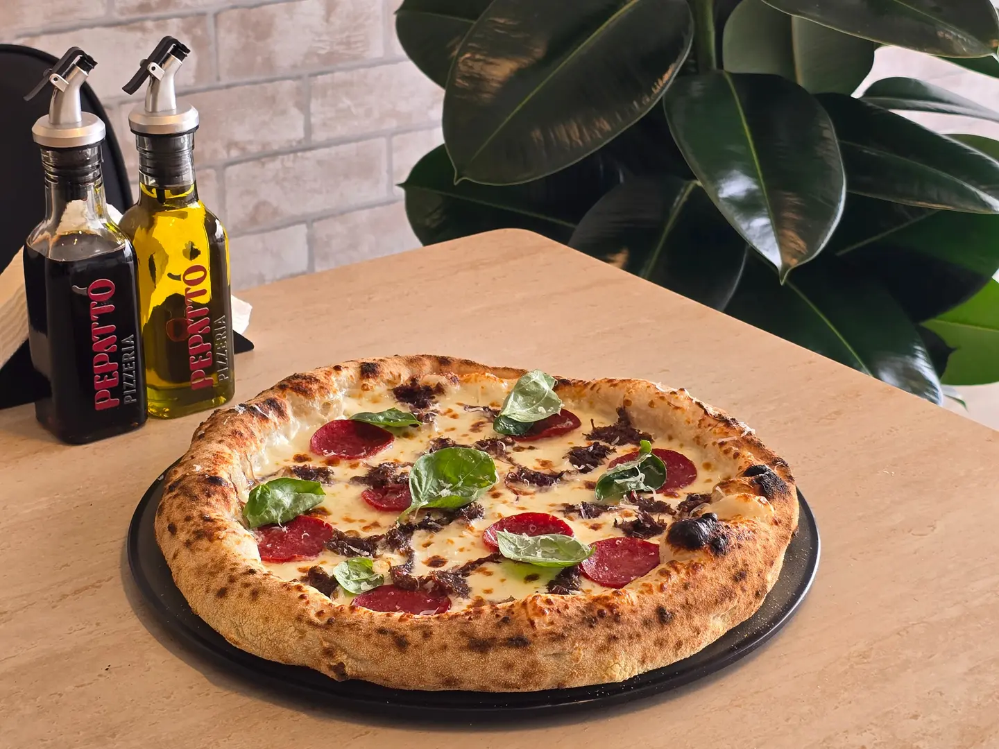 بيتزا بيباتو