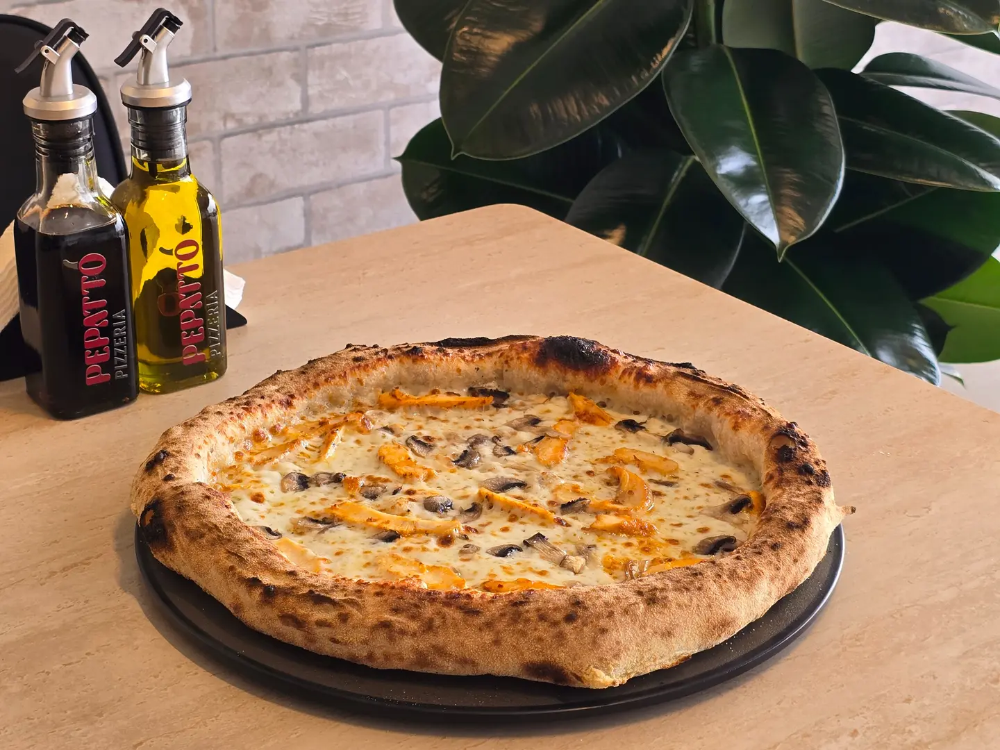 بيتزا ترافل دجاج