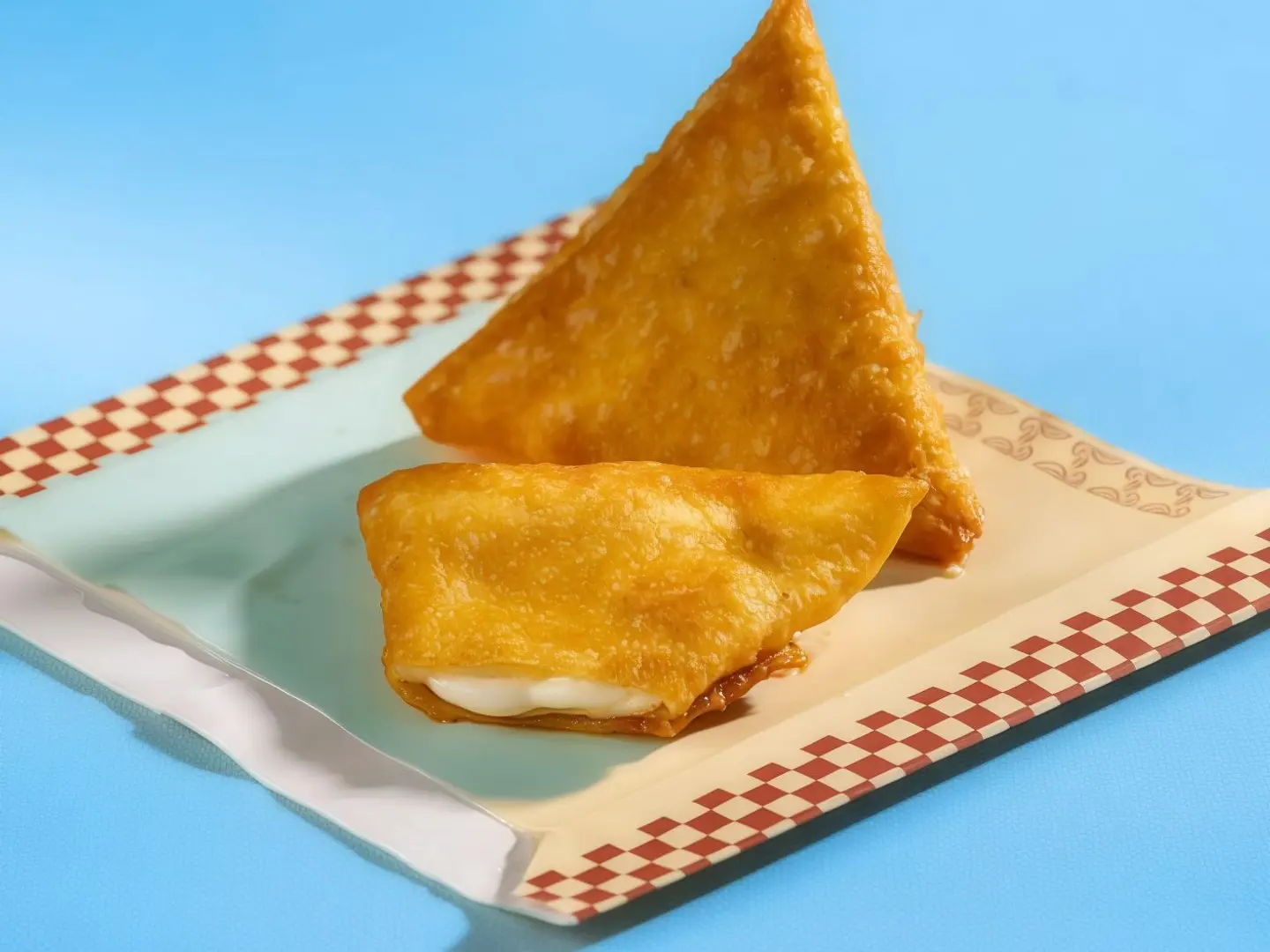 سمبوسة جبن سائل حبة