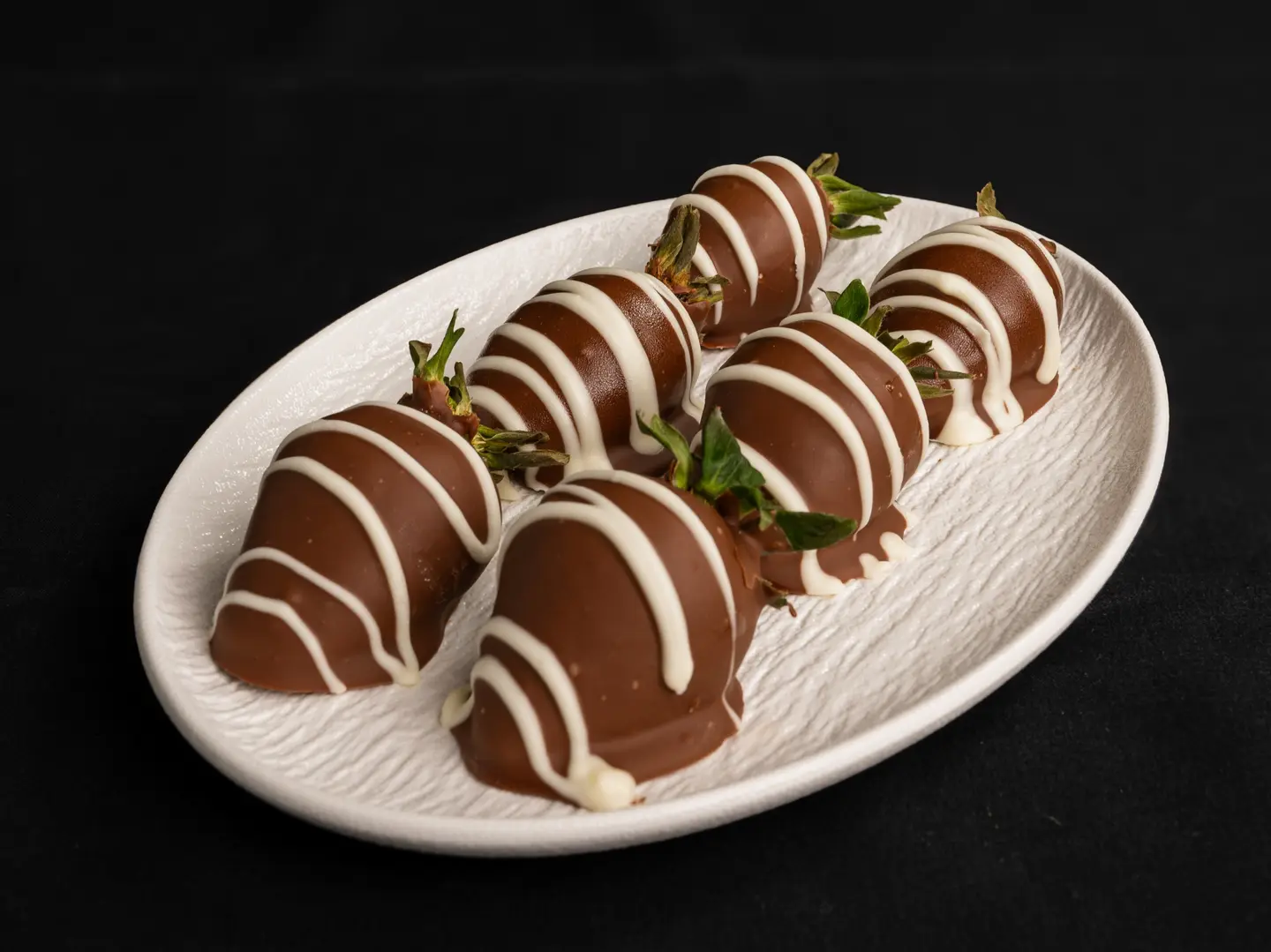 فراولة مغطاه بالشوكلاتة البلجيكي