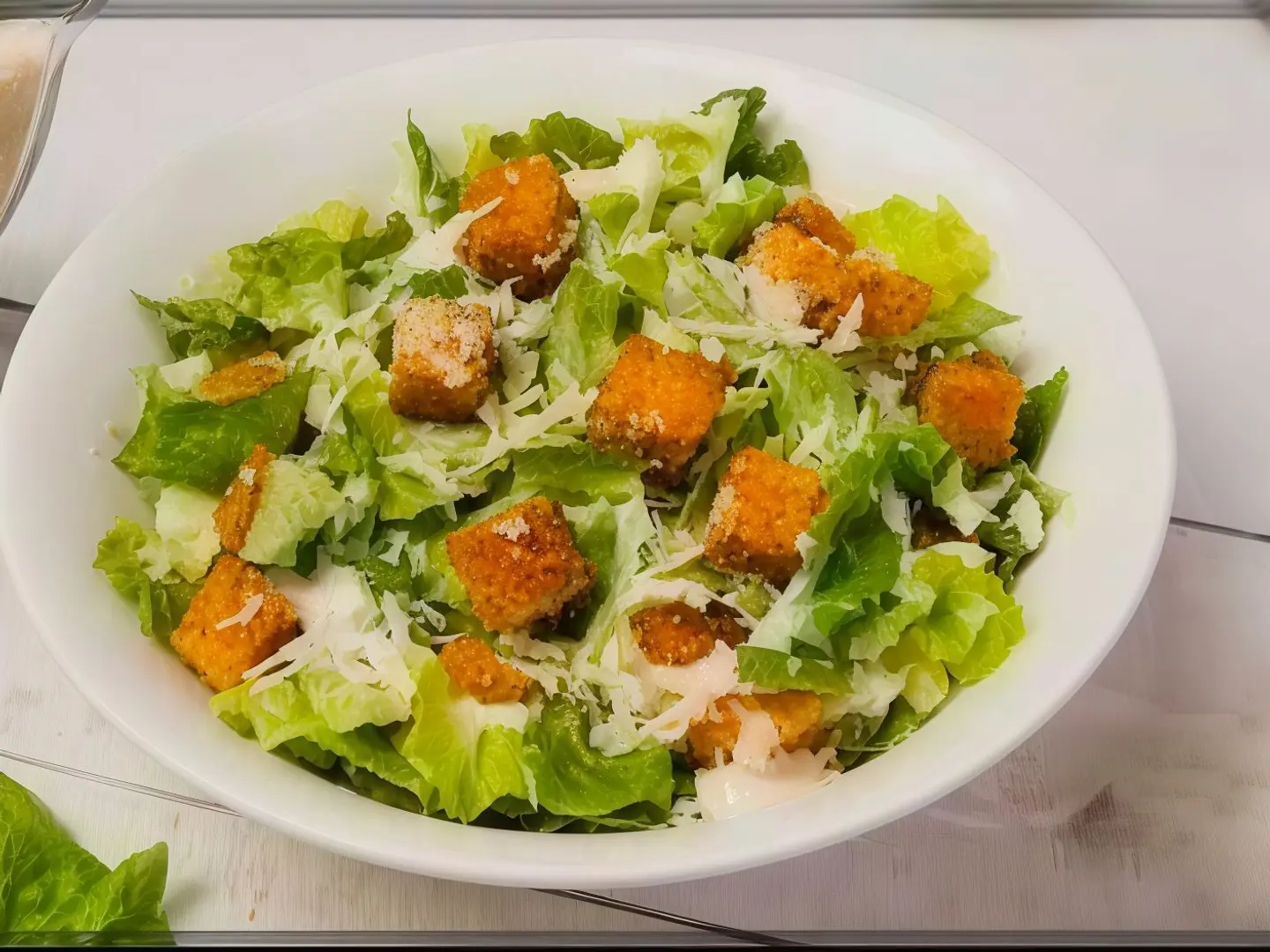 سلطة السيذر بدون دجاج