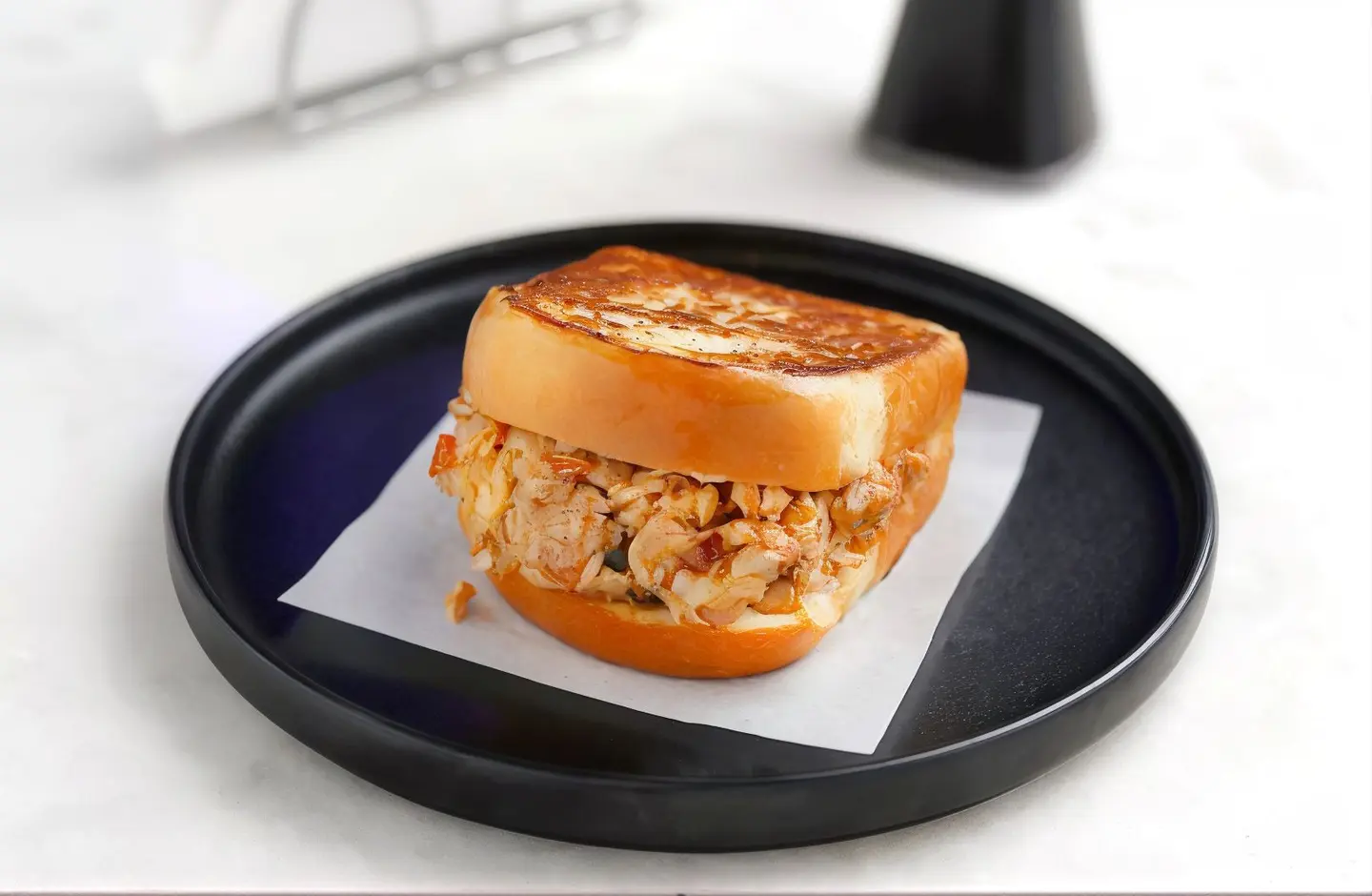 بريوش بيض بالطماطم