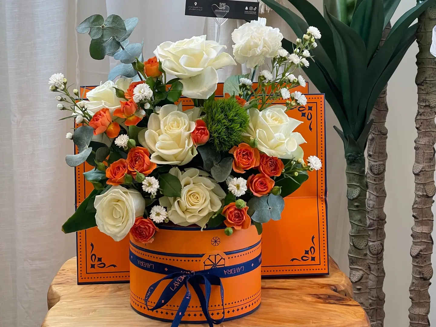 Lavera Chocolate With Roses