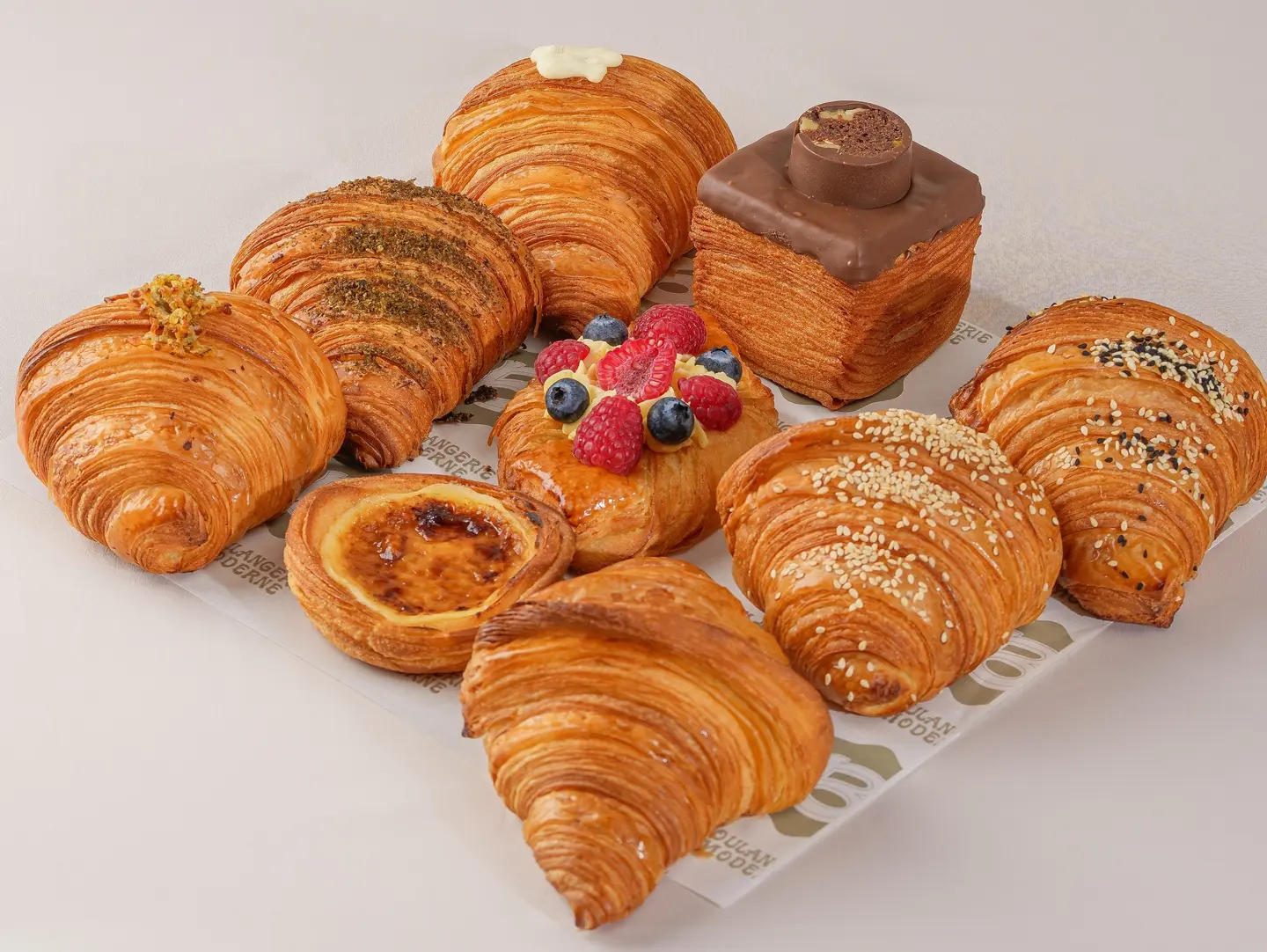 Box Of 8 Pcs Mix Croissants From Your Choice