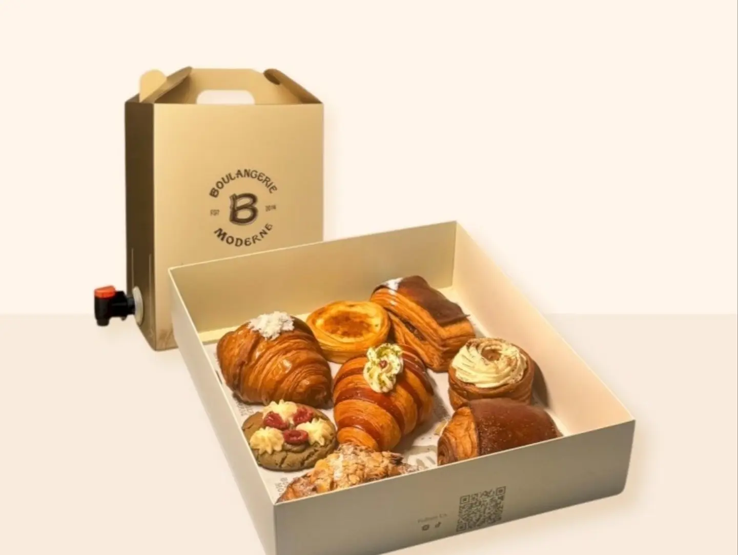 Box Of 8 Pcs From Your Choice With 1 L Coffee