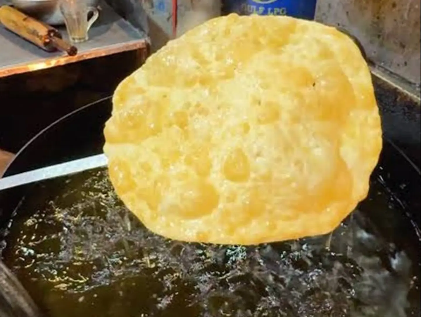 Puri Parata