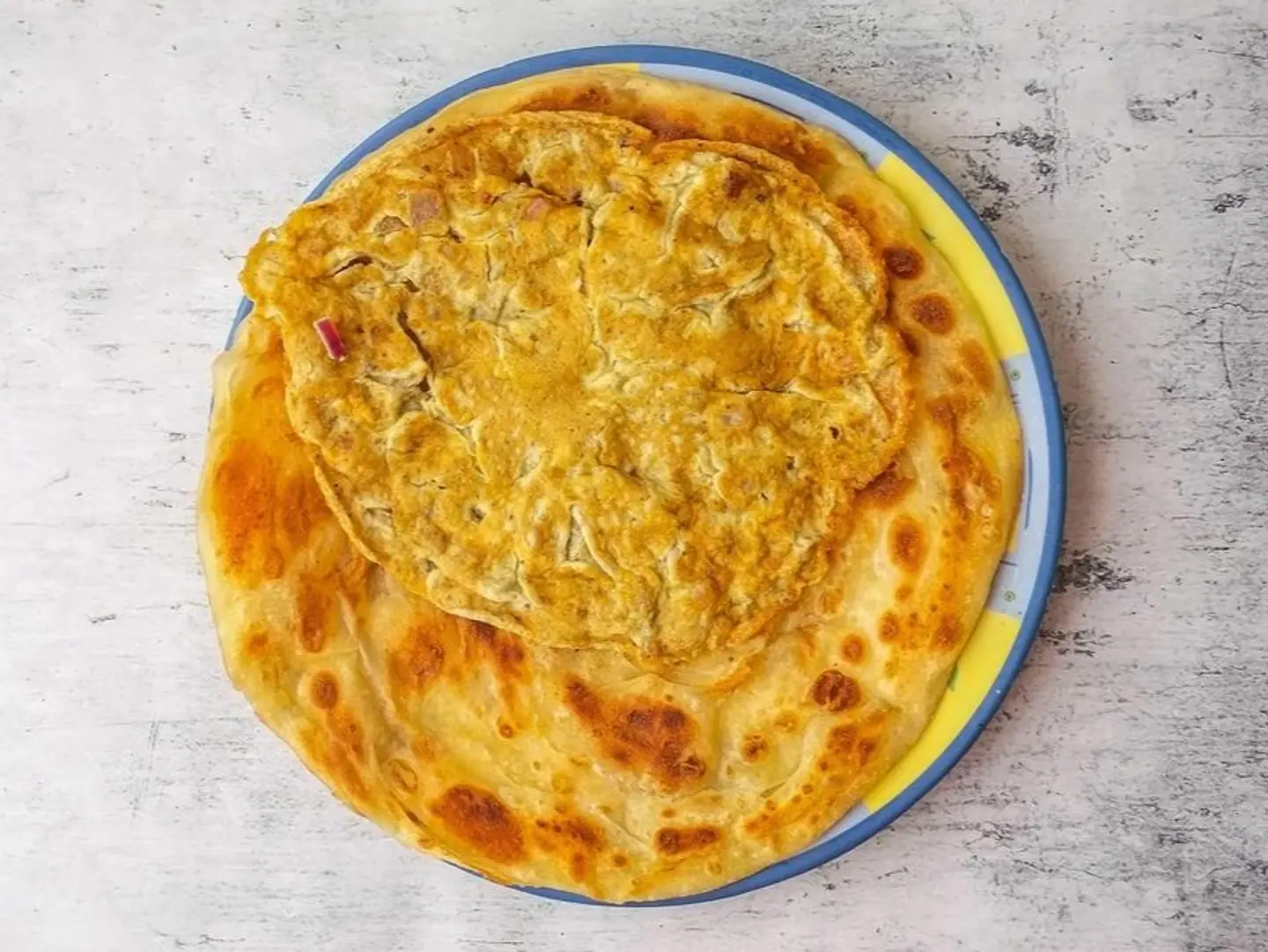 Desi Omelet With Lacha Paratha