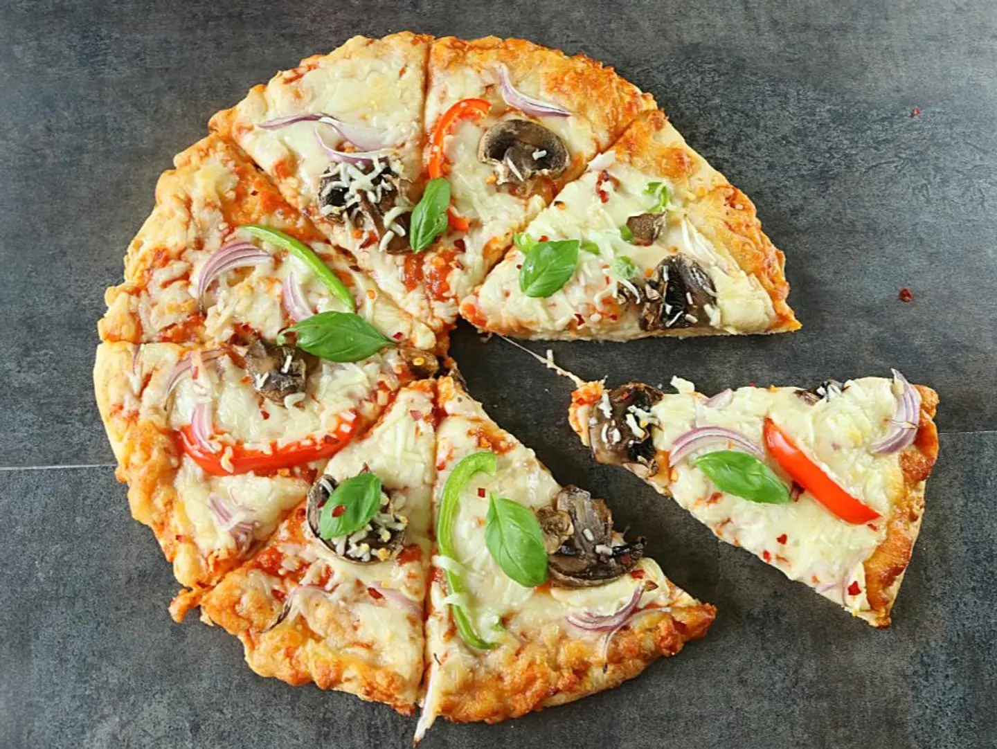 Vegetable Pizza - Small