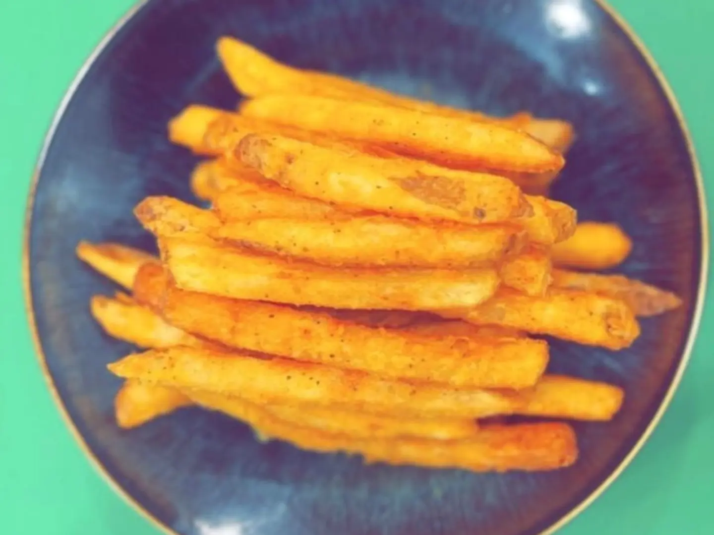 سوبر كرسبي حار بدون جبن