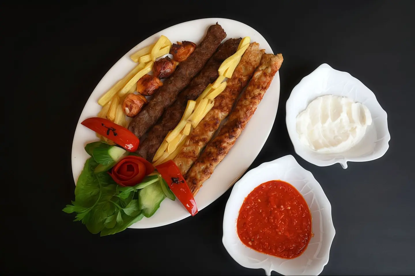 طبق مشاوي كبير