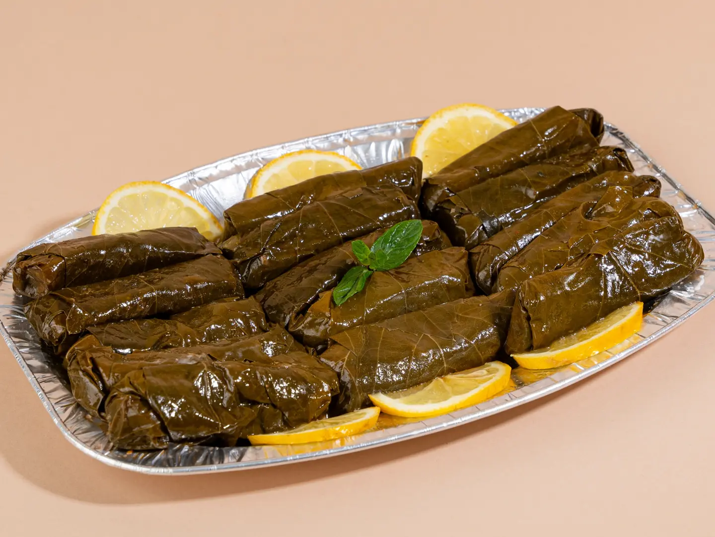 ورق عنب وسط