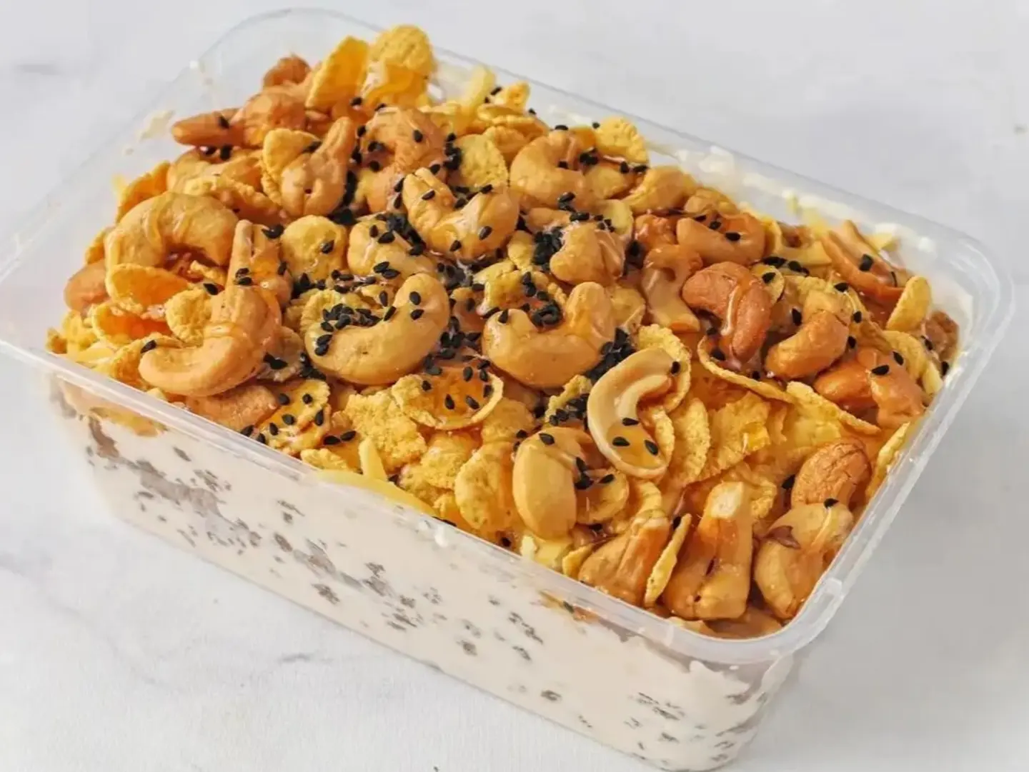 معصوب ملكي مكسرات